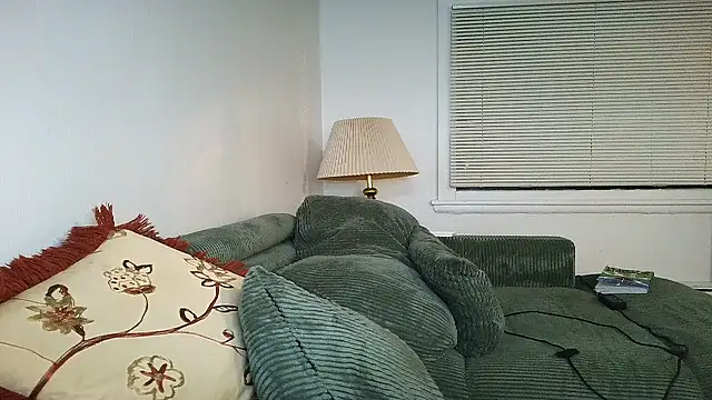 SiminFox online show from February 7, 2026, 4:27 am