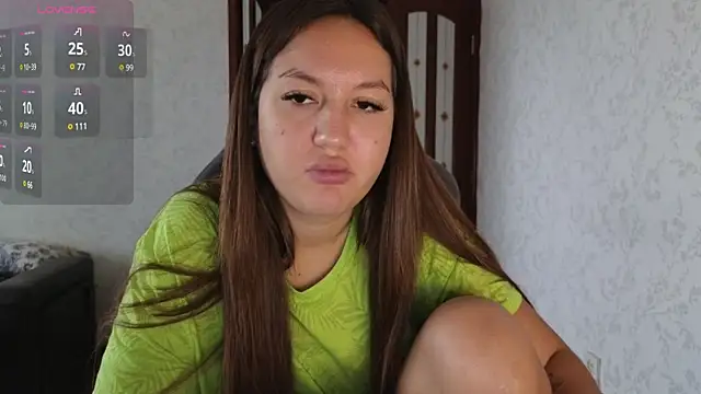 Nelly Fischer online show from December 17, 2024, 10:12 am