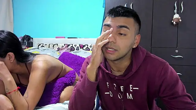 2ScarletandRyan8 online show from April 14, 2026, 9:59 am