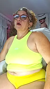 evelin hott online show from October 30, 2025, 2:02 am