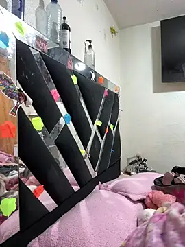 katery wok11 online show from March 12, 2026, 8:15 pm