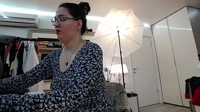 ILoveToFeelU online show from March 9, 2025, 10:08 pm