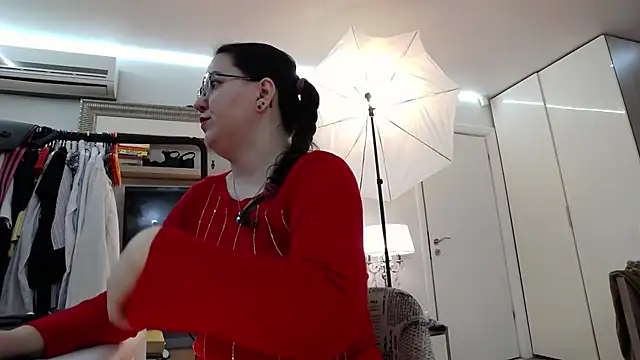 ILoveToFeelU online show from March 17, 2025, 12:41 am