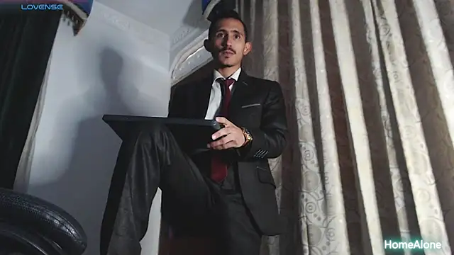 HomeAloneK online show from March 18, 2025, 7:42 pm