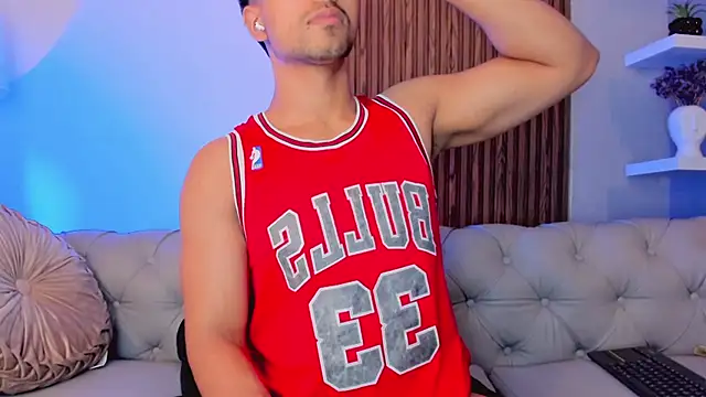 liam collins21 online show from March 14, 2025, 5:57 pm