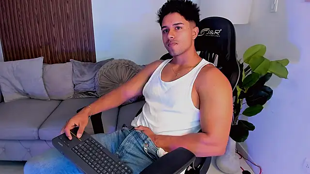 liam collins21 online show from September 24, 2025, 11:46 am