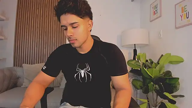 liam collins21 online show from October 7, 2025, 11:51 am