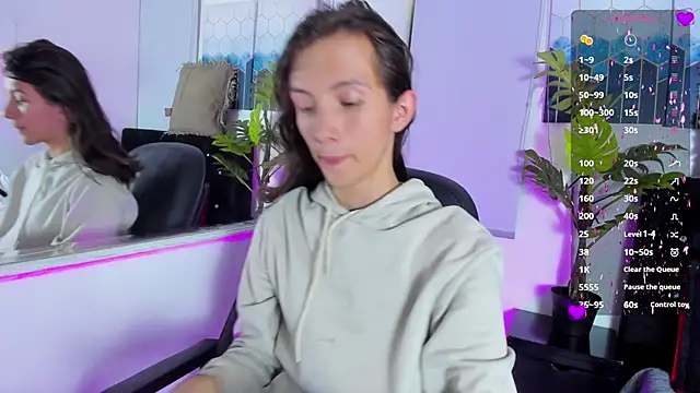 Feniix   online show from March 19, 2025, 3:41 am