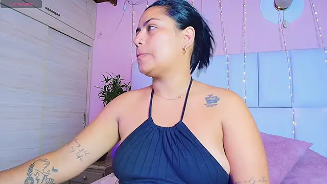 kiana cream online show from March 3, 2025, 11:44 am