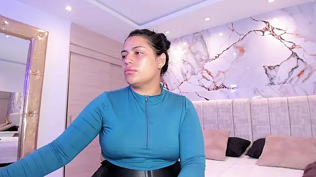 kiana cream online show from November 17, 2025, 11:49 am