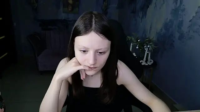 VeliraBraitberg online show from December 28, 2024, 11:19 am