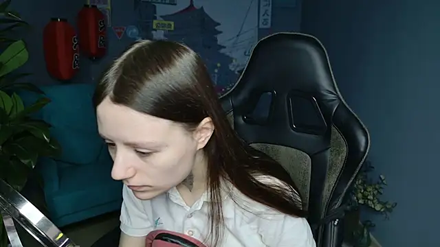 VeliraBraitberg online show from March 7, 2025, 5:08 am