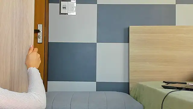 Kiera Thomas online show from February 4, 2026, 6:41 am