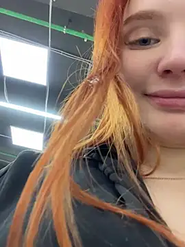 Snapshot of AmmyHot chatting on December 19, 2024, 7:18 am AmmyHot online show from December 19, 2024, 7:18 am