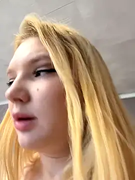 Snapshot of AmmyHot chatting on October 23, 2025, 4:34 am AmmyHot online show from October 23, 2025, 4:34 am