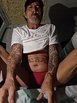 Hotbodyscottie online show from April 12, 2026, 9:14 am