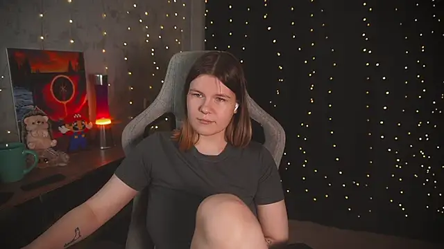 cuteamberlyyy online show from October 16, 2025, 4:46 am