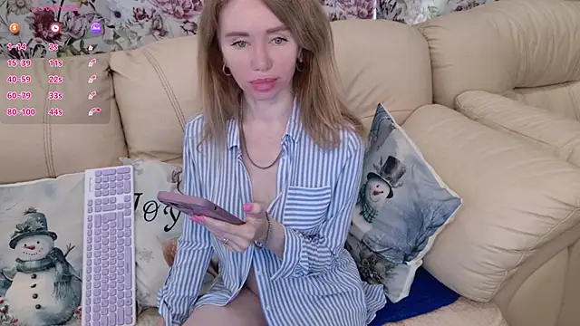 Snapshot of Bambixxxbaby chatting on January 10, 2025, 9:02 am Bambixxxbaby online show from January 10, 2025, 9:02 am