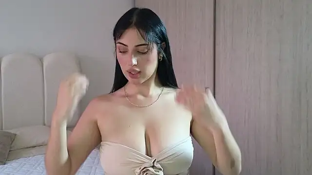 Celeste Tailor  online show from February 9, 2026, 8:02 pm