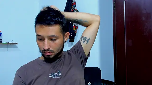 Bad Couple 1 online show from October 28, 2025, 12:47 am