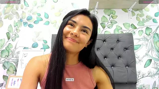 atilanadiaz7 online show from February 19, 2025, 5:27 pm