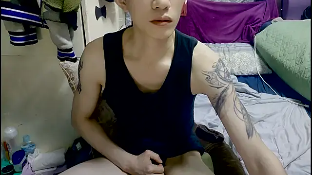 JJjing online show from February 13, 2026, 9:49 am