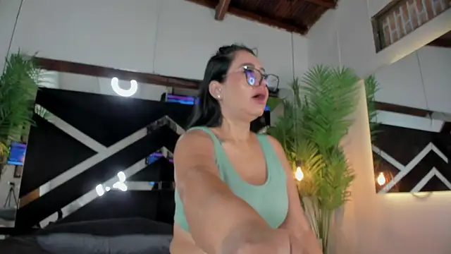 emily-fox online show from April 14, 2026, 11:05 am