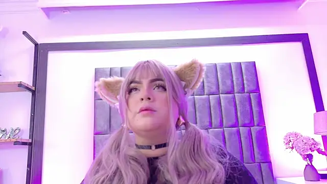 MeryStone online show from September 18, 2025, 4:14 am