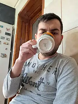 hornny1995 online show from February 6, 2026, 1:36 pm