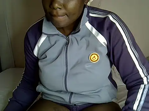 Sweetreena online show from September 14, 2025, 4:11 am