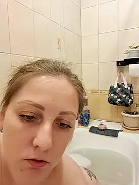 Sakura Green online show from January 10, 2025, 10:25 pm