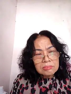 Snapshot of Hotestlove chatting on February 28, 2025, 5:48 am Hotestlove online show from February 28, 2025, 5:48 am