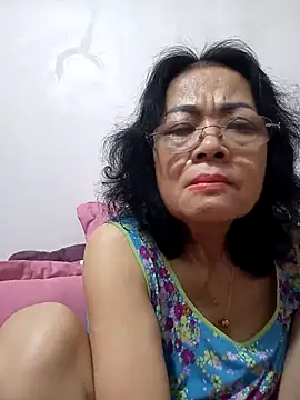 Snapshot of Hotestlove chatting on March 2, 2025, 6:27 am Hotestlove online show from March 2, 2025, 6:27 am