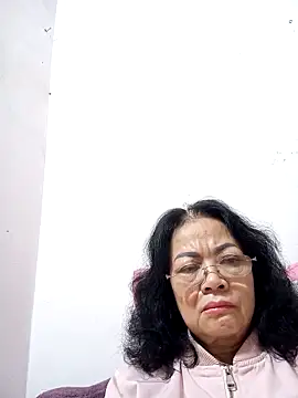 Snapshot of Hotestlove chatting on March 10, 2025, 10:55 pm Hotestlove online show from March 10, 2025, 10:55 pm