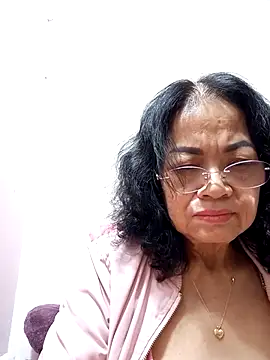 Snapshot of Hotestlove chatting on March 11, 2025, 1:45 pm Hotestlove online show from March 11, 2025, 1:45 pm