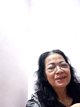 Snapshot of Hotestlove chatting on March 13, 2025, 11:41 am Hotestlove online show from March 13, 2025, 11:41 am