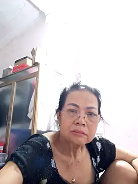 Snapshot of Hotestlove chatting on September 19, 2025, 10:21 pm Hotestlove online show from September 19, 2025, 10:21 pm