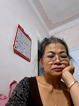 Snapshot of Hotestlove chatting on October 14, 2025, 1:34 pm Hotestlove online show from October 14, 2025, 1:34 pm