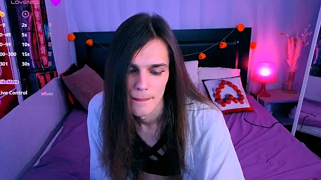 Will Will  online show from November 8, 2025, 2:39 pm