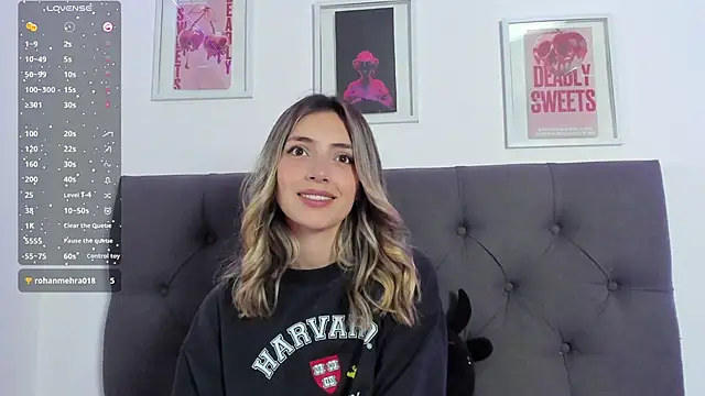 IsadoraGalle  online show from February 8, 2026, 4:54 pm