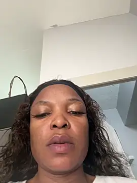 slimcateee online show from September 26, 2025, 5:55 am