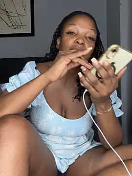 slimcateee online show from October 2, 2025, 5:31 pm