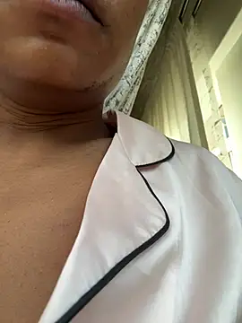 slimcateee online show from March 20, 2026, 6:40 am