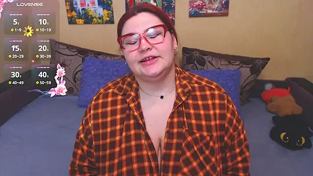 JuliaKeln online show from March 11, 2026, 6:58 pm