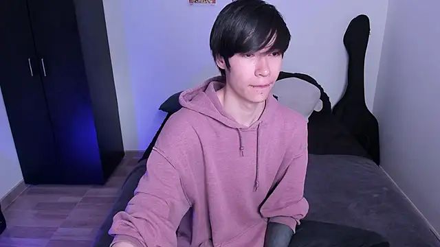 Aventure Twinks online show from February 13, 2025, 5:11 pm