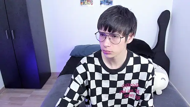 Aventure Twinks online show from March 21, 2025, 2:39 am