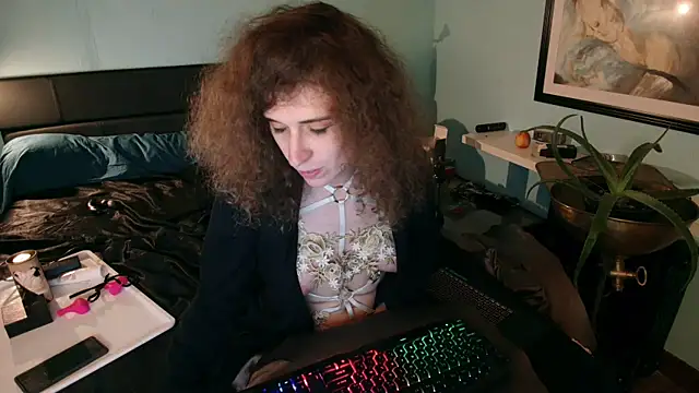 Prxscillia Tx online show from January 14, 2025, 6:17 pm