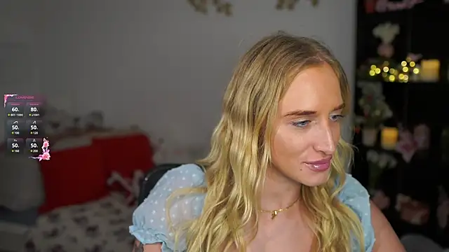 Nicolette  Shea  online show from December 28, 2024, 3:04 pm