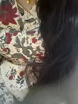 Snapshot of Meghanahyd chatting on December 3, 2025, 8:34 am Meghanahyd online show from December 3, 2025, 8:34 am