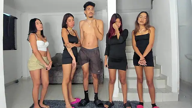 slimteenwet online show from February 21, 2025, 1:33 pm